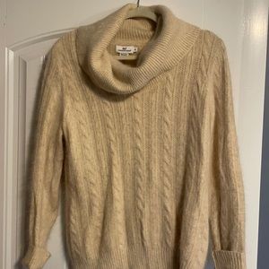 Vineyard vines turtleneck sweater.